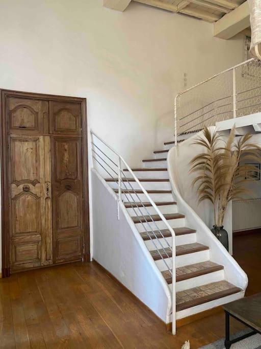 Grand Duplex Lumineux-Hyper Centre Apartment Arles Bagian luar foto