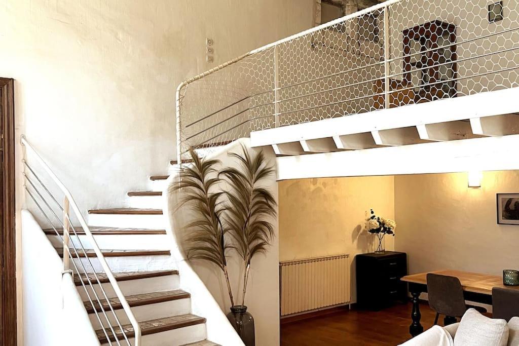 Grand Duplex Lumineux-Hyper Centre Apartment Arles Bagian luar foto